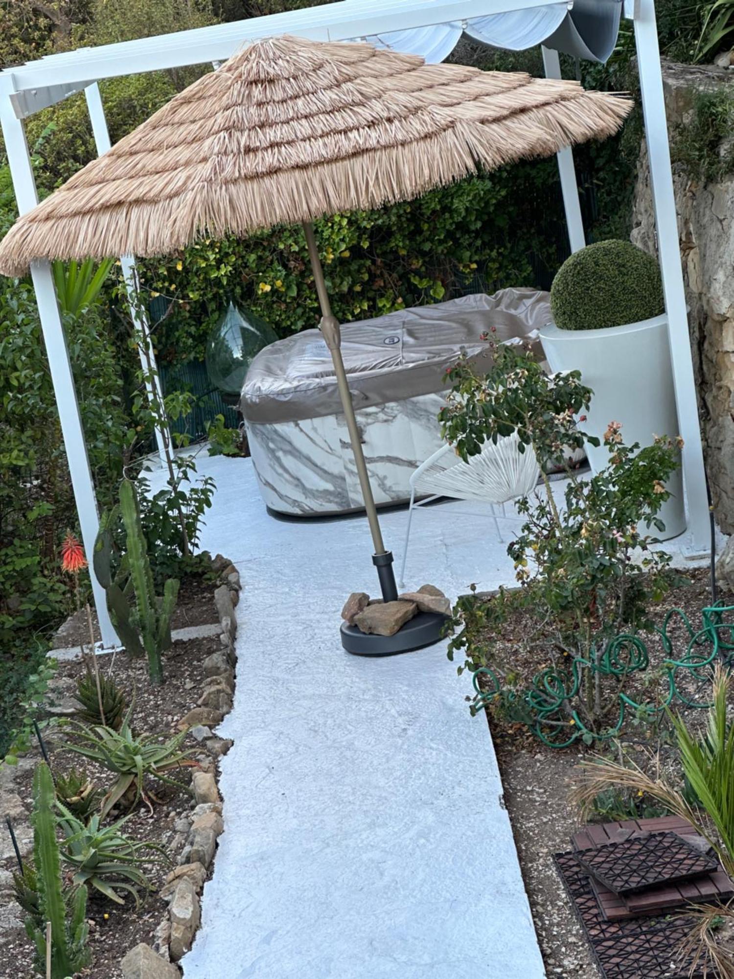 La Maison De Doms Avec Jacuzzi Et Vue Mer Cassis Exterior foto